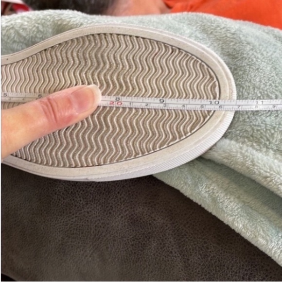 Loft Daisy Suede Slip-On Sneakers Black Flowers Pink White Low Top Casual Floral - Picture 10 of 16